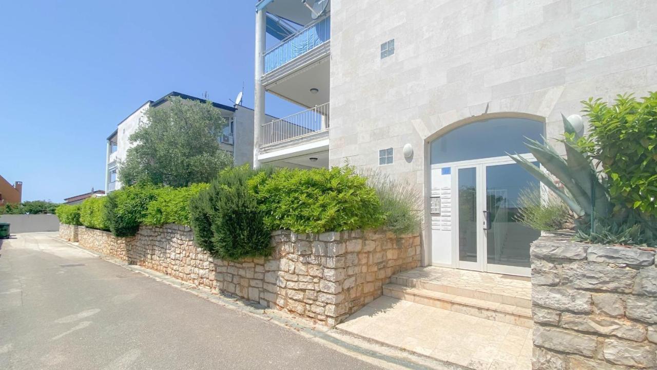 Apartamento Romina Zambratija  Exterior foto
